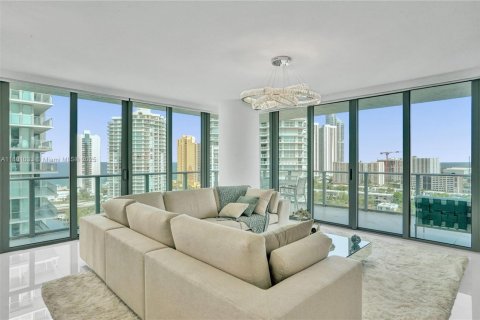 Copropriété à louer à Sunny Isles Beach, Floride: 3 chambres, 175.77 m2 № 1727449 - photo 9