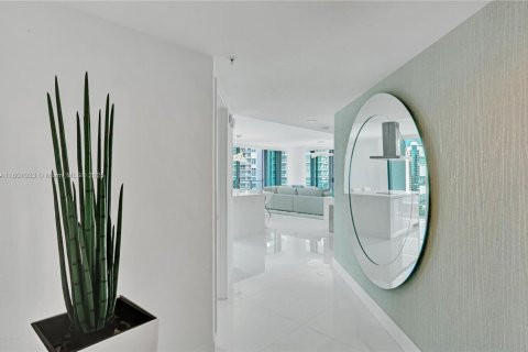 Copropriété à louer à Sunny Isles Beach, Floride: 3 chambres, 175.77 m2 № 1727449 - photo 18