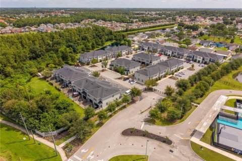 Adosado en venta en Kissimmee, Florida, 3 dormitorios, 125.6 m2 № 2329385 - foto 5