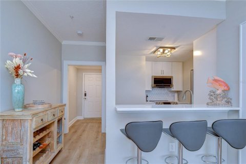 Снять в аренду кондоминиум в Тампа, Флорида 3 комнаты, 56.11м2, № 2272841 - фото 4