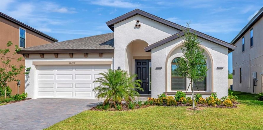 House in Parrish, Florida 3 bedrooms, 195.09 sq.m. № 1743288