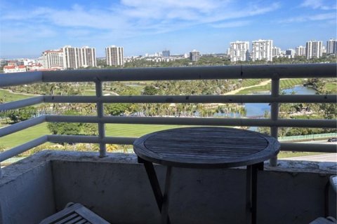 Copropriété à vendre à Aventura, Floride: 2 chambres, 98.66 m2 № 1960658 - photo 13