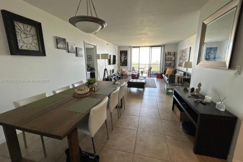 Copropriété à vendre à Aventura, Floride: 2 chambres, 98.66 m2 № 1960658 - photo 7