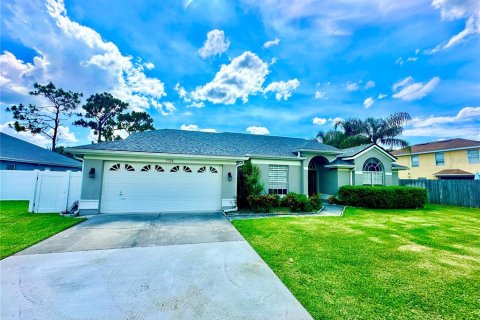 House in Orlando, Florida 4 bedrooms, 237.64 sq.m. № 1789041 - photo 13