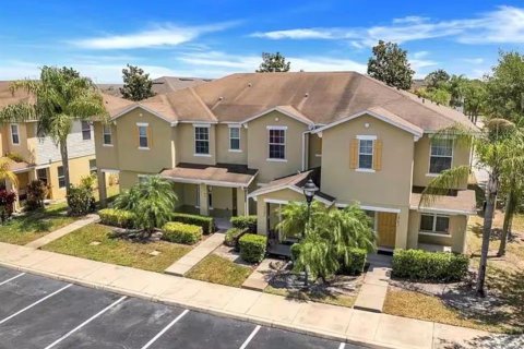 Adosado en venta en Kissimmee, Florida, 2 dormitorios, 103.31 m2 № 2198528 - foto 3