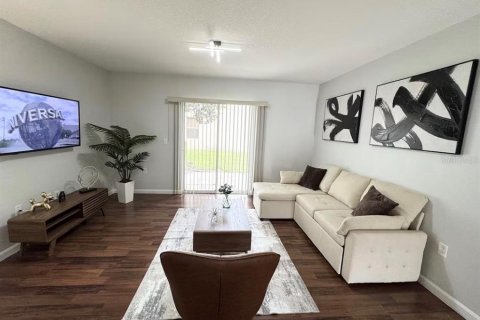 Adosado en venta en Kissimmee, Florida, 2 dormitorios, 103.31 m2 № 2198528 - foto 11