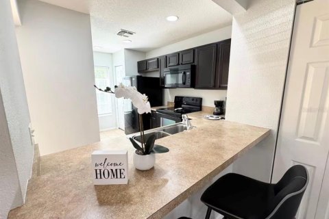 Adosado en venta en Kissimmee, Florida, 2 dormitorios, 103.31 m2 № 2198528 - foto 7