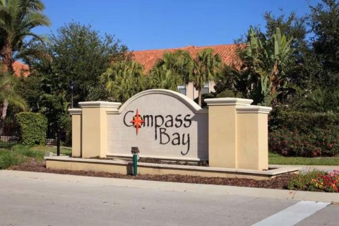 Adosado en venta en Kissimmee, Florida, 2 dormitorios, 103.31 m2 № 2198528 - foto 2