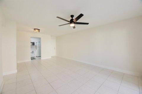 Appartement à louer à Boca Raton, Floride: 2 chambres, 78.69 m2 № 2412015 - photo 12