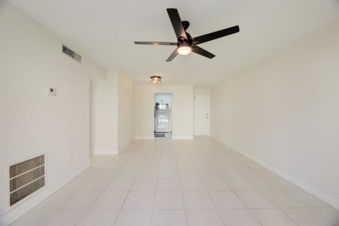 Appartement à louer à Boca Raton, Floride: 2 chambres, 78.69 m2 № 2412015 - photo 11