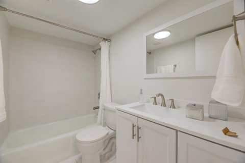 Appartement à louer à Boca Raton, Floride: 2 chambres, 78.69 m2 № 2412015 - photo 23