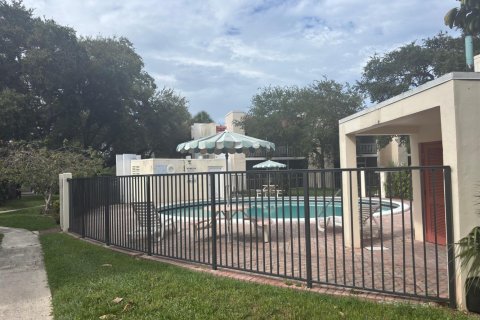Appartement à louer à Boca Raton, Floride: 2 chambres, 78.69 m2 № 2412015 - photo 10