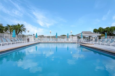 Condo in Miami, Florida, 2 bedrooms № 2070751 - photo 29