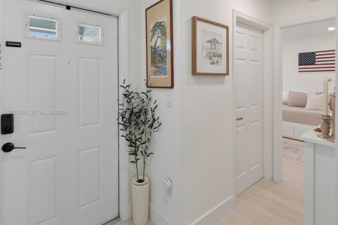 Condo in Miami, Florida, 2 bedrooms № 2070751 - photo 22