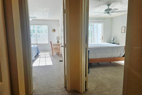 Condo in Sarasota, Florida, 2 bedrooms  № 1677532 - photo 14