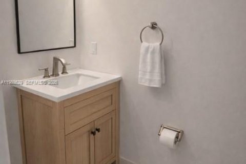 Купить виллу или дом в Катлер-Бей, Флорида 9 комнат, 227.15м2, № 2048124 - фото 23