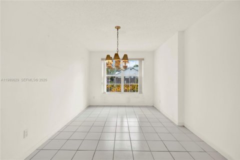 Купить виллу или дом в Катлер-Бей, Флорида 9 комнат, 227.15м2, № 2048124 - фото 9