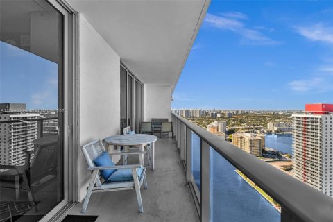 Copropriété à vendre à Hollywood, Floride: 1 chambre, 65.22 m2 № 2036411 - photo 27