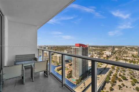 Copropriété à vendre à Hollywood, Floride: 1 chambre, 65.22 m2 № 2036411 - photo 30