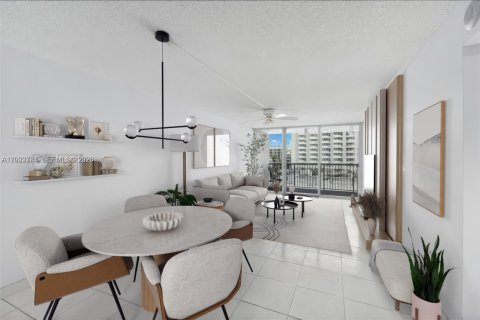Condo in Miami Beach, Florida, 1 bedroom  № 2069724 - photo 12