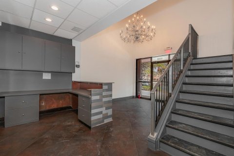 Propiedad comercial en venta en Coral Springs, Florida № 2146315 - foto 8