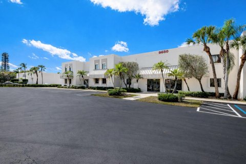 Propiedad comercial en venta en Coral Springs, Florida № 2146315 - foto 3