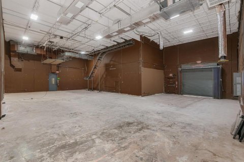 Propiedad comercial en venta en Coral Springs, Florida № 2146315 - foto 18