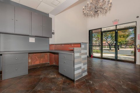 Propiedad comercial en venta en Coral Springs, Florida № 2146315 - foto 7