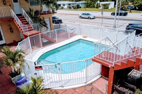 Apartamento en alquiler en Hollywood, Florida, 1 dormitorio, 1045.8 m2 № 1975327 - foto 9