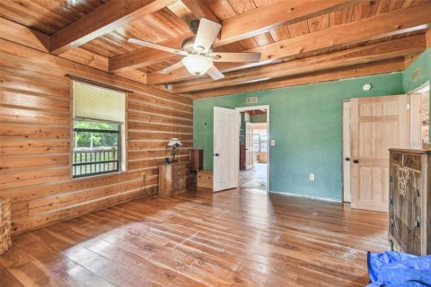 House in Dade City, Florida 5 bedrooms, 322.09 sq.m. № 1916916 - photo 29