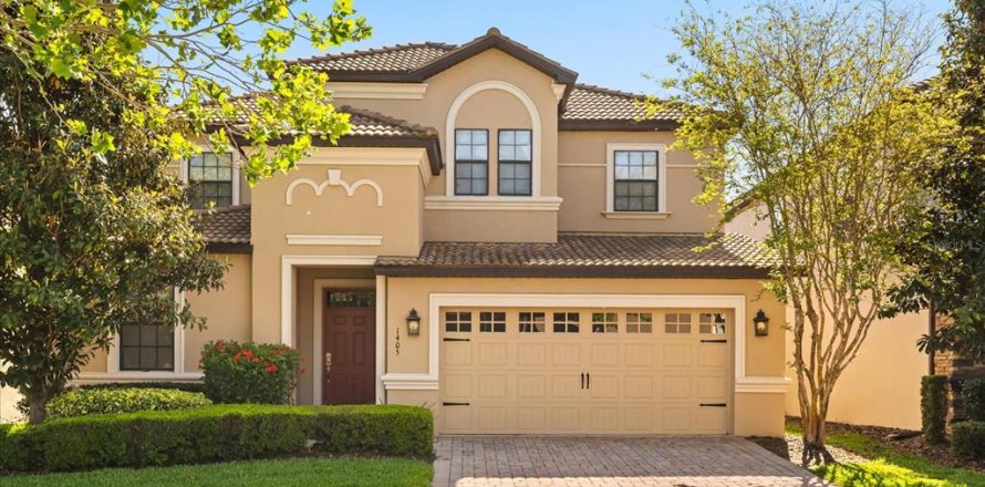House in Davenport, Florida 7 bedrooms, 334.82 sq.m. № 1722588