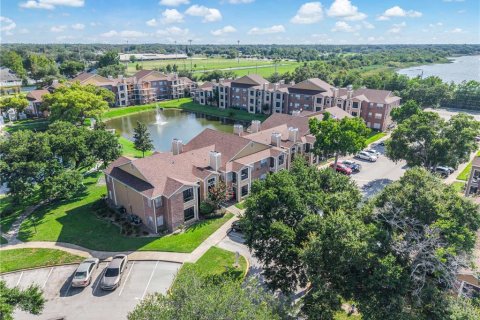 Condo in Orlando, Florida, 1 bedroom  № 2216118 - photo 25