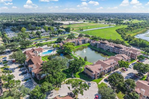 Condo in Orlando, Florida, 1 bedroom  № 2216118 - photo 26