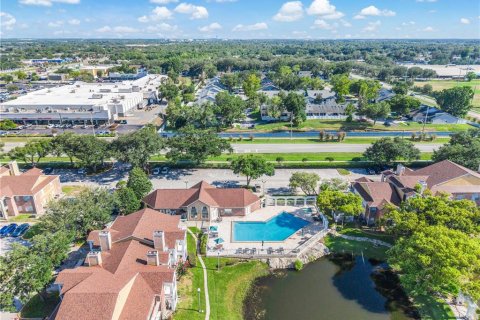 Condo in Orlando, Florida, 1 bedroom  № 2216118 - photo 29