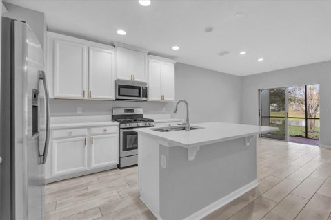 Townhouse in Sanford, Florida 3 bedrooms, 138.42 sq.m. № 1533967 - photo 4