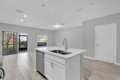 Townhouse in Sanford, Florida 3 bedrooms, 138.42 sq.m. № 1533967 - photo 8