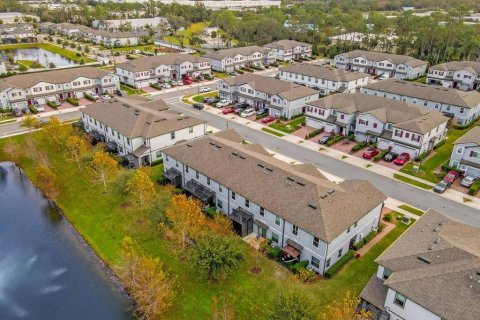 Townhouse in Sanford, Florida 3 bedrooms, 138.42 sq.m. № 1533967 - photo 27