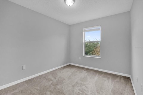 Townhouse in Sanford, Florida 3 bedrooms, 138.42 sq.m. № 1533967 - photo 13