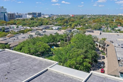 Купить кондоминиум в Майами, Флорида 2 спальни, 106.47м2, № 2047793 - фото 21