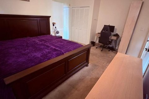 House in Orlando, Florida 2 bedrooms, 141.95 sq.m. № 1919572 - photo 19