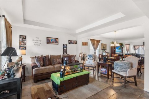 Villa ou maison à vendre à Haines City, Floride: 4 chambres, 236.44 m2 № 2098227 - photo 9