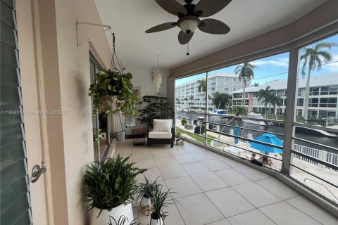 Купить кондоминиум в Форт-Лодердейл, Флорида 1 спальня, 88.26м2, № 2016317 - фото 30