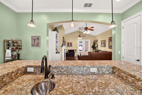 Villa ou maison à vendre à Ocala, Floride: 3 chambres, 261.24 m2 № 2325171 - photo 18