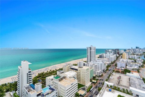 Copropriété à vendre à Miami Beach, Floride: 1 chambre, 93.09 m2 № 2056028 - photo 2