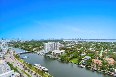 Copropriété à vendre à Miami Beach, Floride: 1 chambre, 93.09 m2 № 2056028 - photo 4