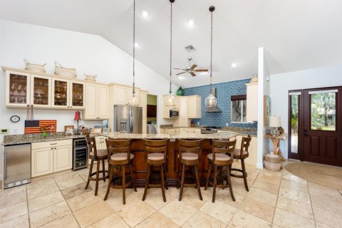 House in Stuart, Florida 4 bedrooms, 254.74 sq.m. № 2250752 - photo 19