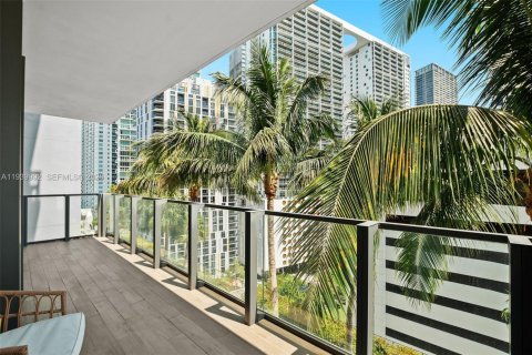Condominio en venta en Miami, Florida, 3 dormitorios, 189.8 m2 № 2152685 - foto 23