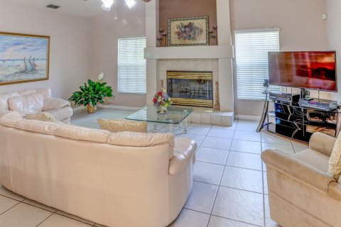 Casa en venta en Lakeland, Florida, 4 dormitorios, 217.02 m2 № 1064161 - foto 21