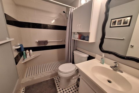 Condo in Boynton Beach, Florida, 2 bedrooms  № 1098920 - photo 1