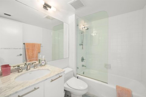 Copropriété à vendre à Miami Beach, Floride: 3 chambres, 167.41 m2 № 1945781 - photo 29